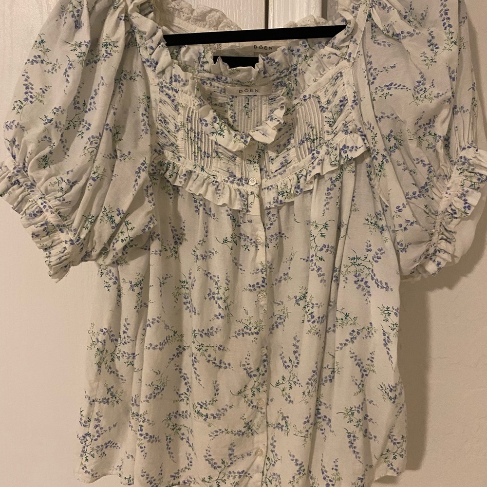 Doen Cream and Purple Floral Blouse